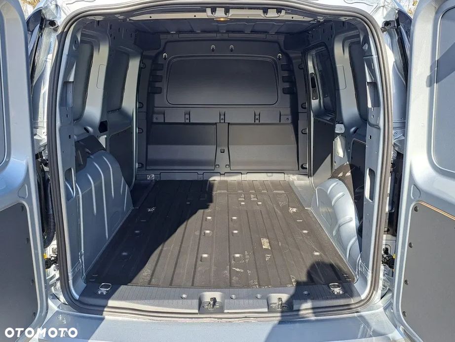 Volkswagen Caddy Cargo 2.0 TDI DSG - 9
