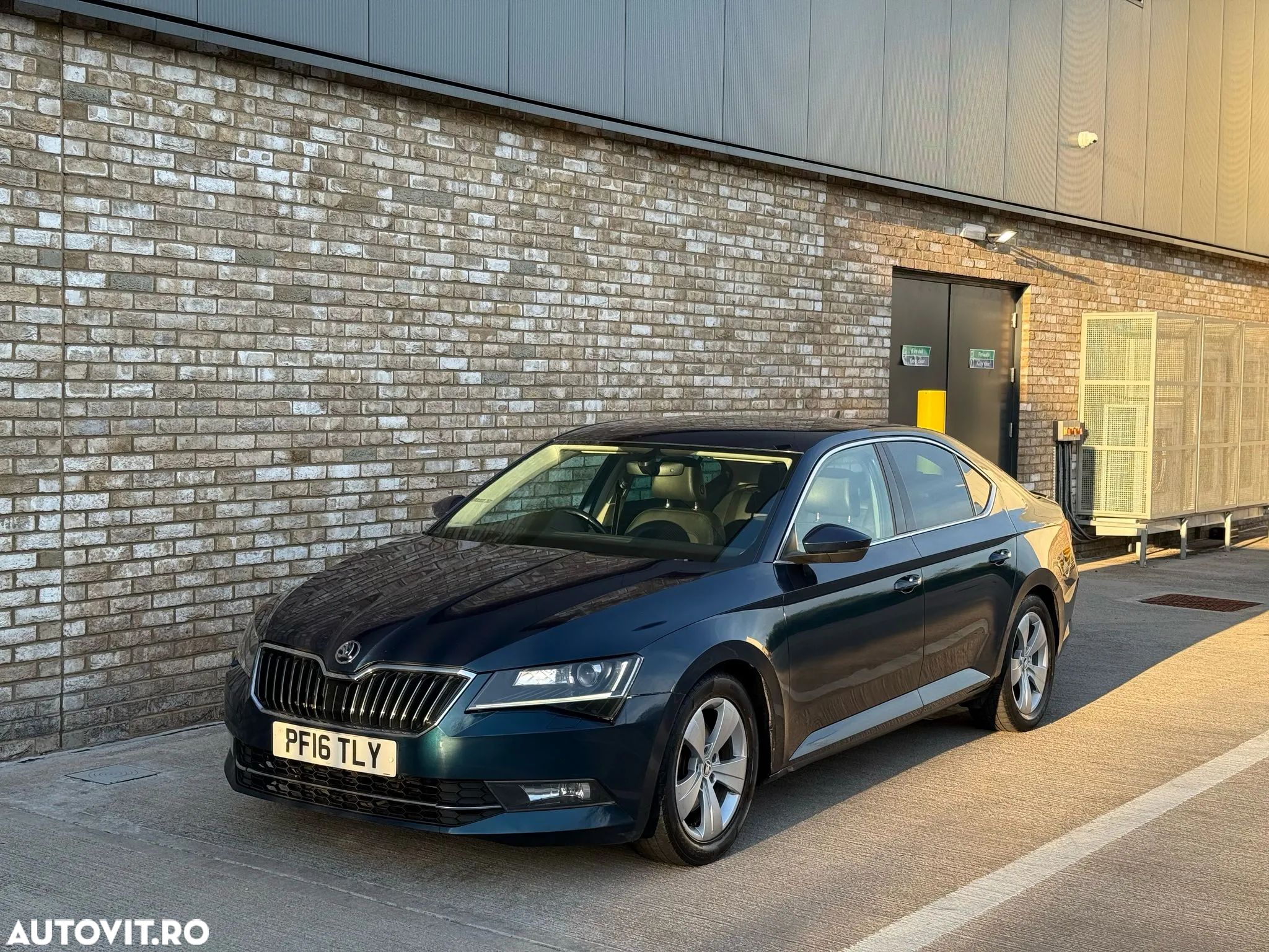 Skoda Superb - 1