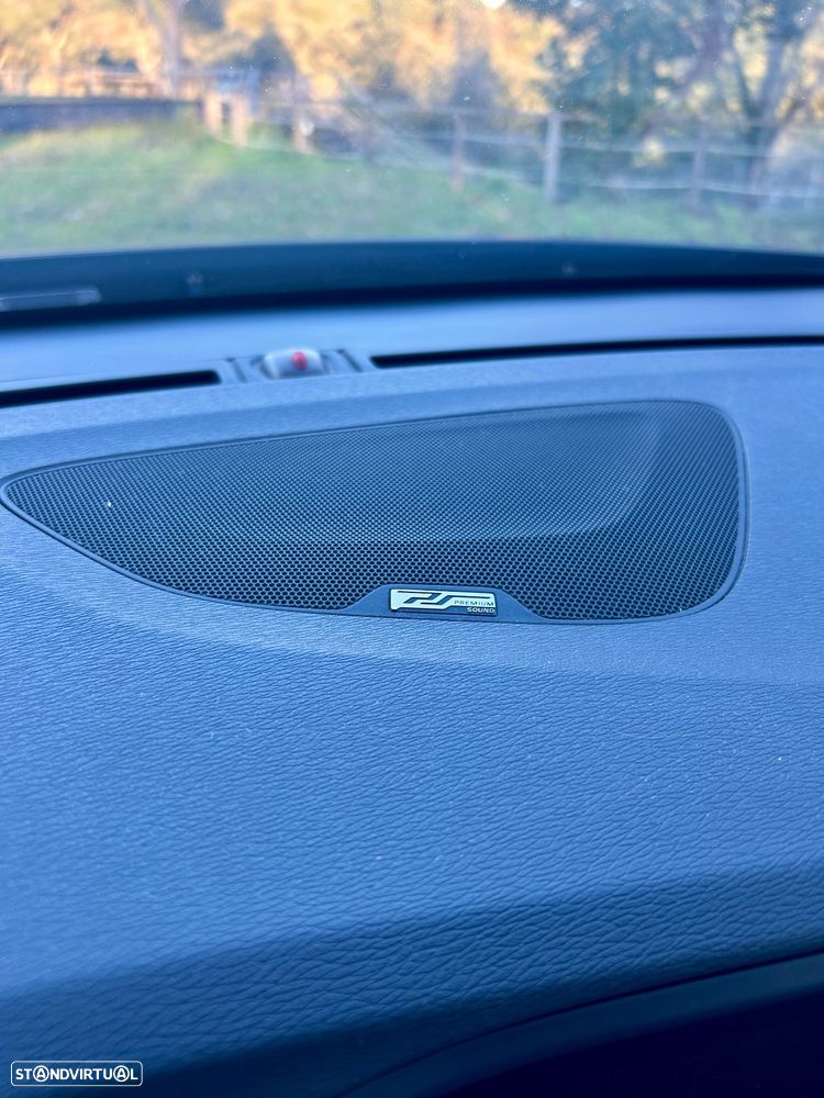 Volvo V60 2.4 D6 Summum AWD Phev - 8