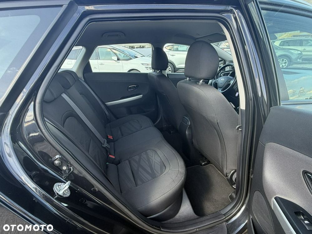 Kia Ceed - 36