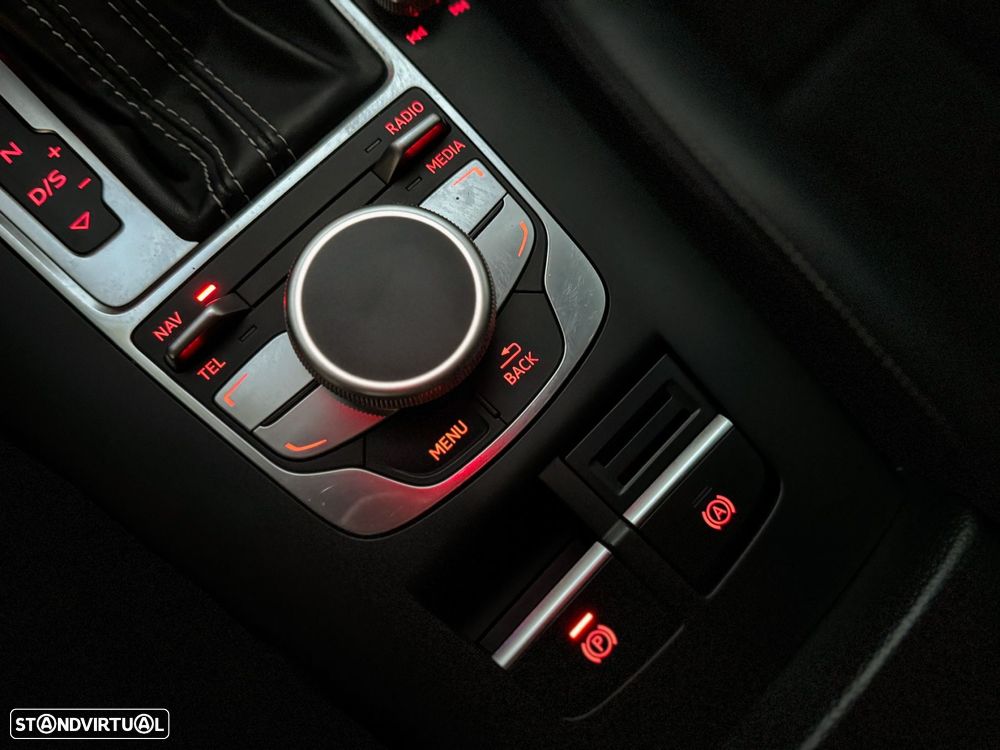 Audi S3 Sportback 2.0 TFSi quattro S tronic - 51