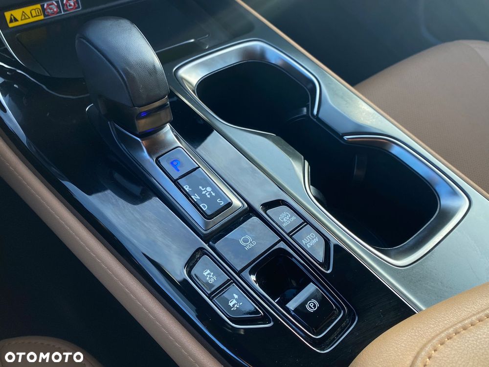 Lexus NX 450h+ Prestige AWD - 24