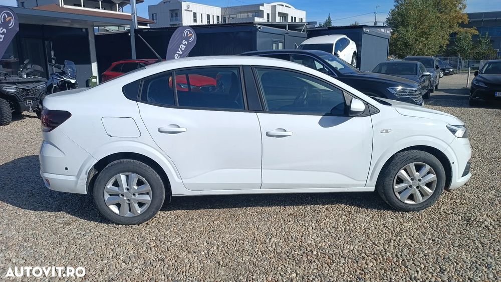 Dacia Logan TCe 90 MT6 Prestige - 4