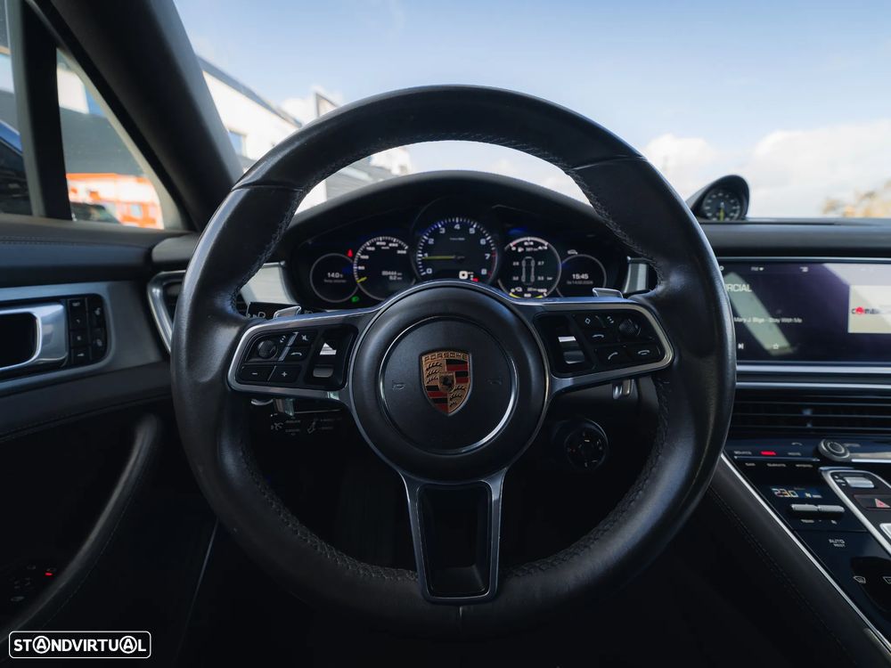 Porsche Panamera - 27