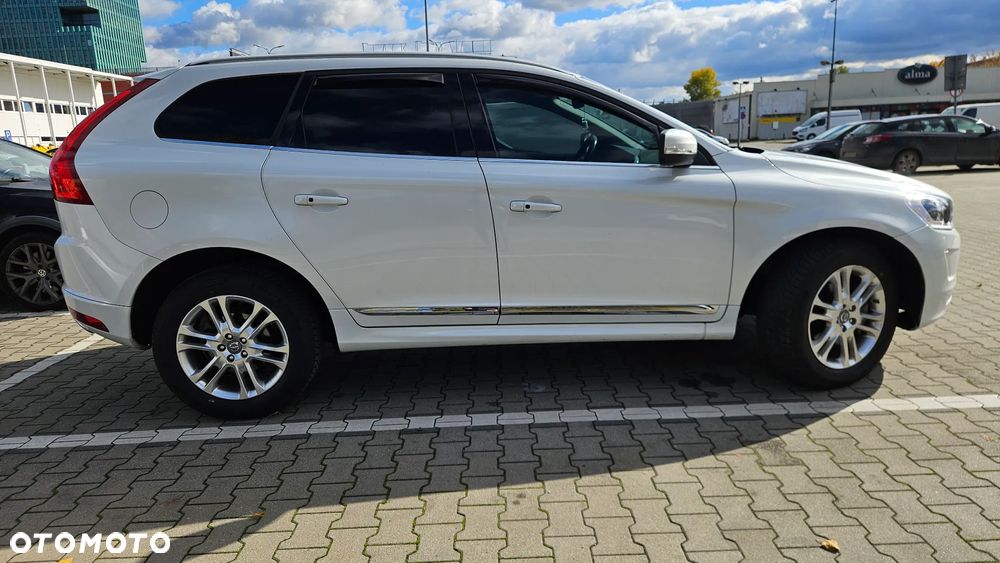 Volvo XC 60 T5 AWD Summum - 9