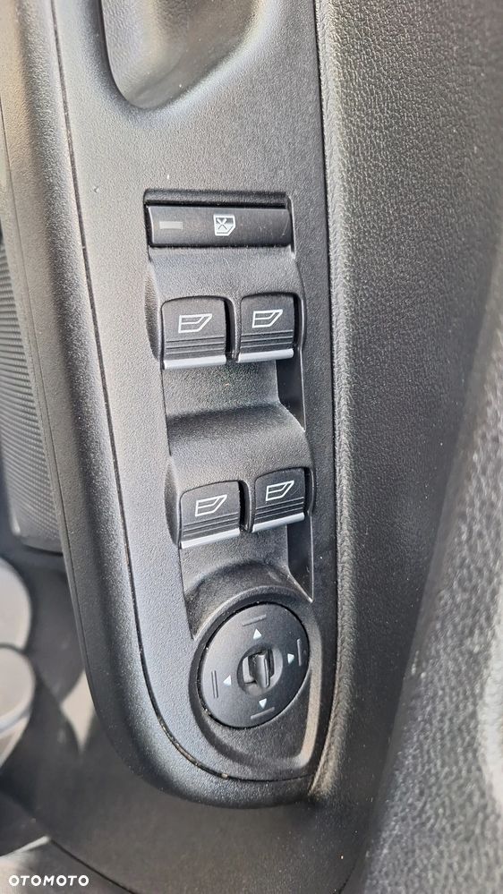 Ford B-MAX 1.0 EcoBoost Ambiente - 22