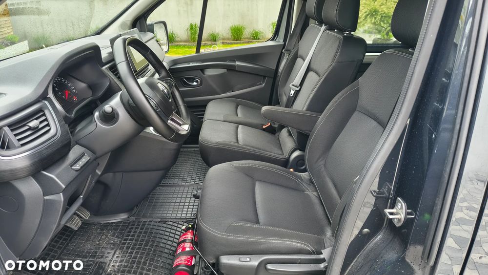 Renault Trafic - 15