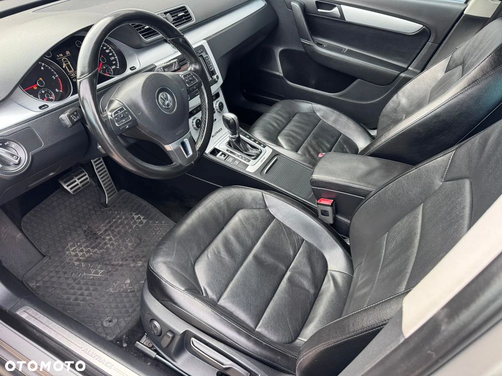 Volkswagen Passat Alltrack 2.0 TDI 4Mot DSG - 20