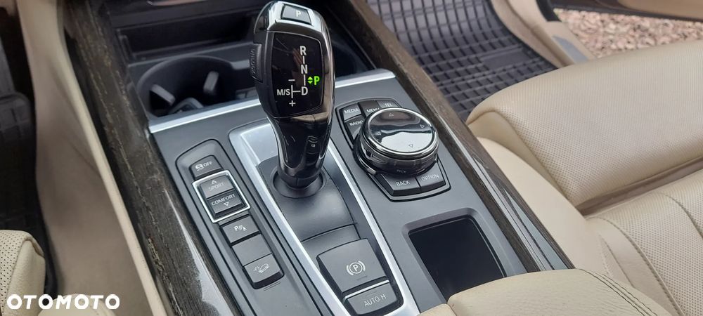 BMW X5 xDrive30d Sport-Aut - 18