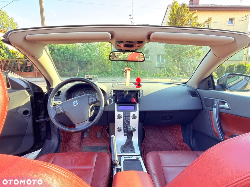 Volvo C70 2.0D Summum - 10