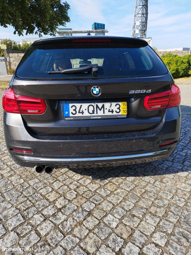 BMW 320 d Line Luxury Auto - 3