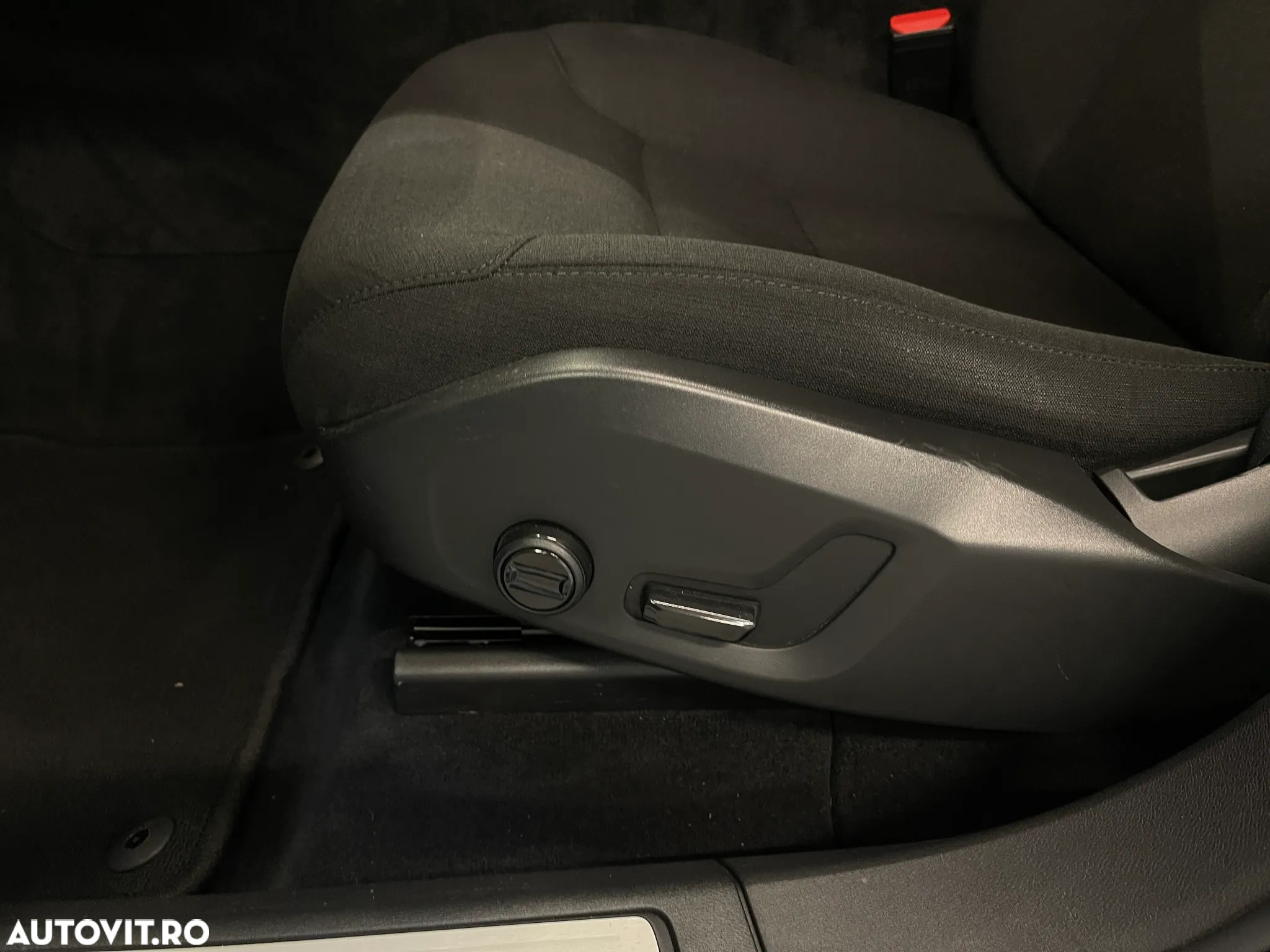 Volvo XC 60 B4 D AWD Geartronic Momentum - 20