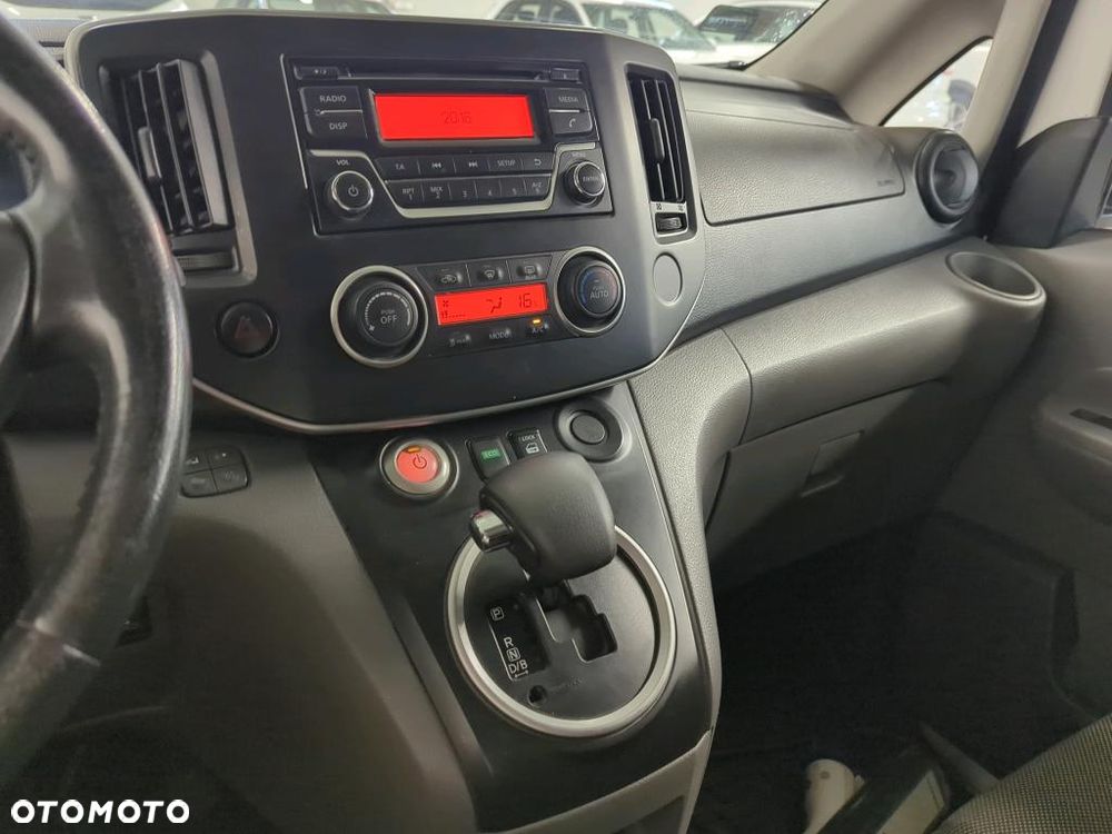 Nissan NV200 - 8