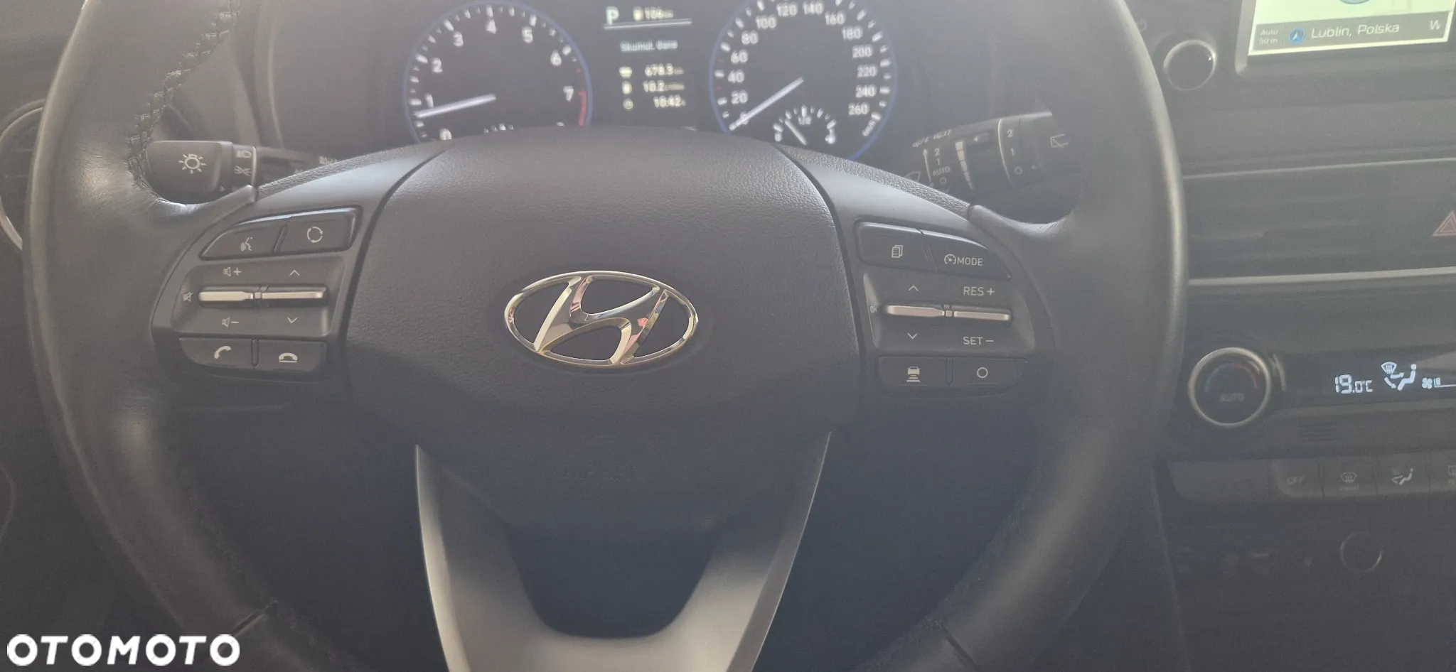Hyundai Kona 1.6 T-GDI DCT Premium - 12