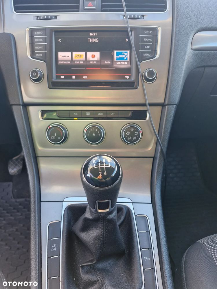 Volkswagen Golf VII 1.6 TDI BMT Trendline - 14