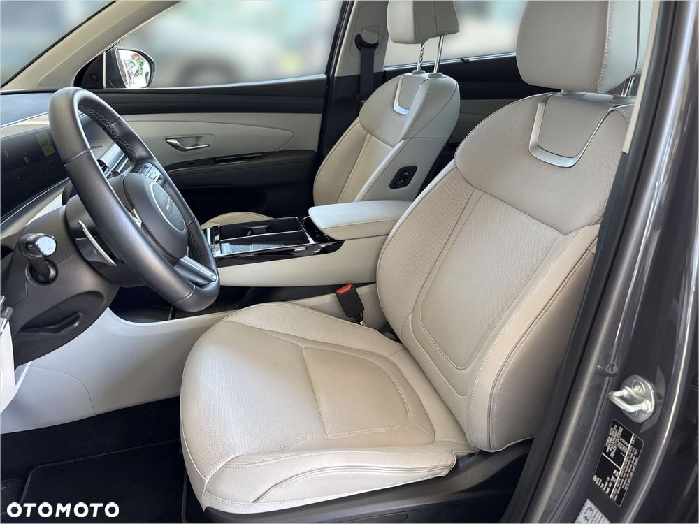 Hyundai Tucson - 12