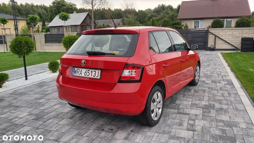 Skoda Fabia 1.2 TSI Active - 4
