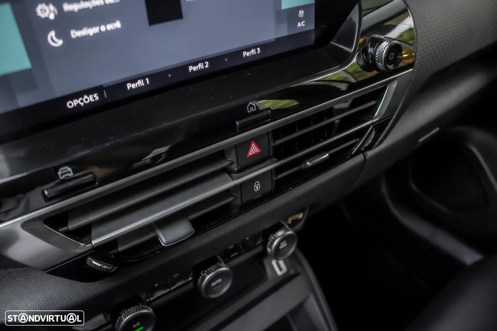 Citroën e-C4 50 kWh Shine - 25