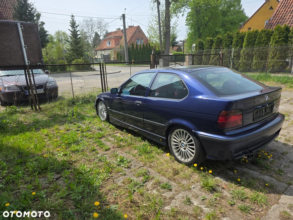 BMW Seria 3 323 CI - 2