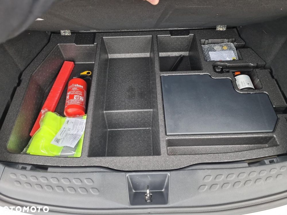 Toyota C-HR 2.0 Hybrid Style - 25