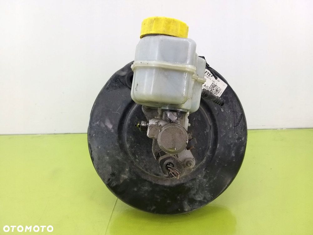 Serwo hamulca Skoda Fabia II 2007-2014 1,2 12V B 6R1614105J VW POLO V - 3