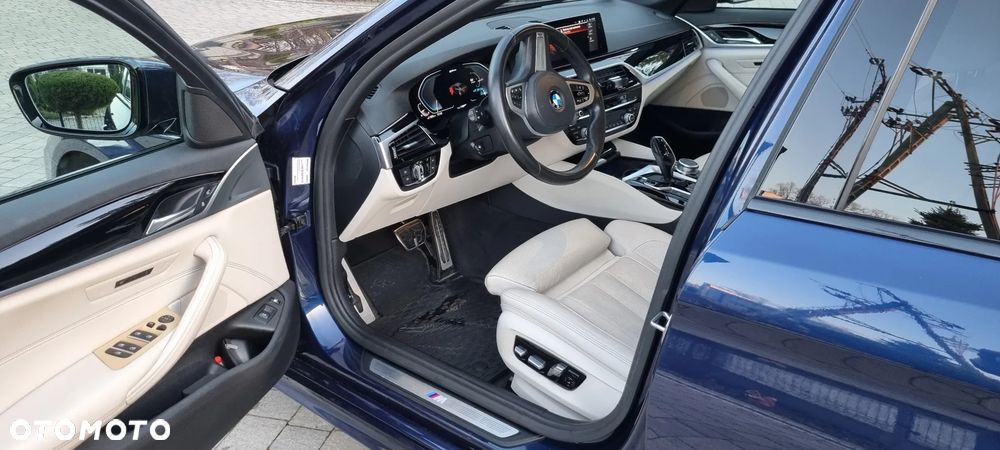 BMW Seria 5 - 25
