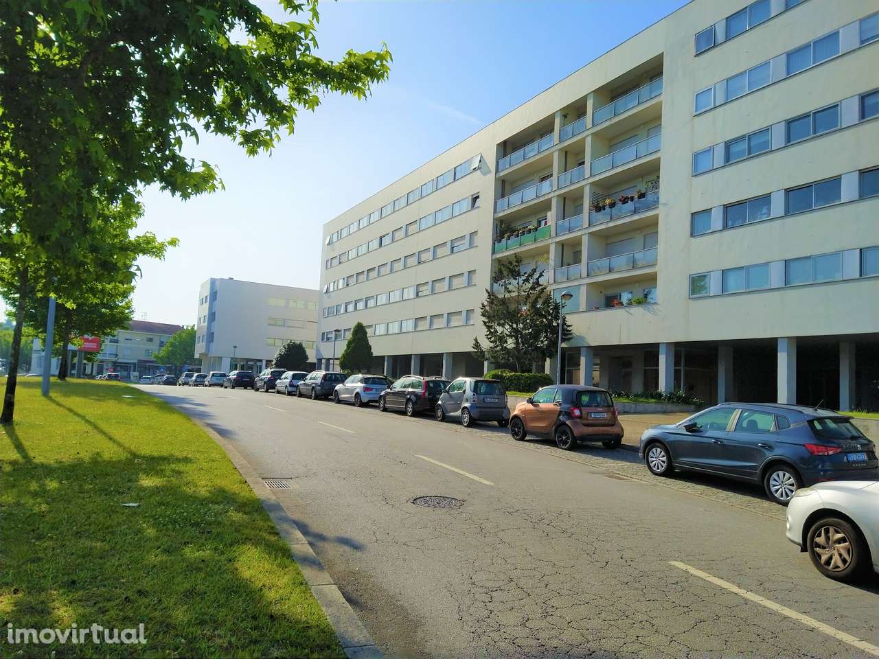 Terreno para Caves + Rc + 4 (A 5 min. do H.S. João) - Grande imagem: 3/9