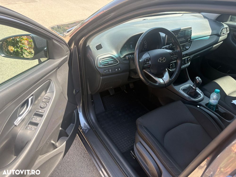Hyundai i30 1.0 T-GDI 120CP 5DR M/T Highway - 8