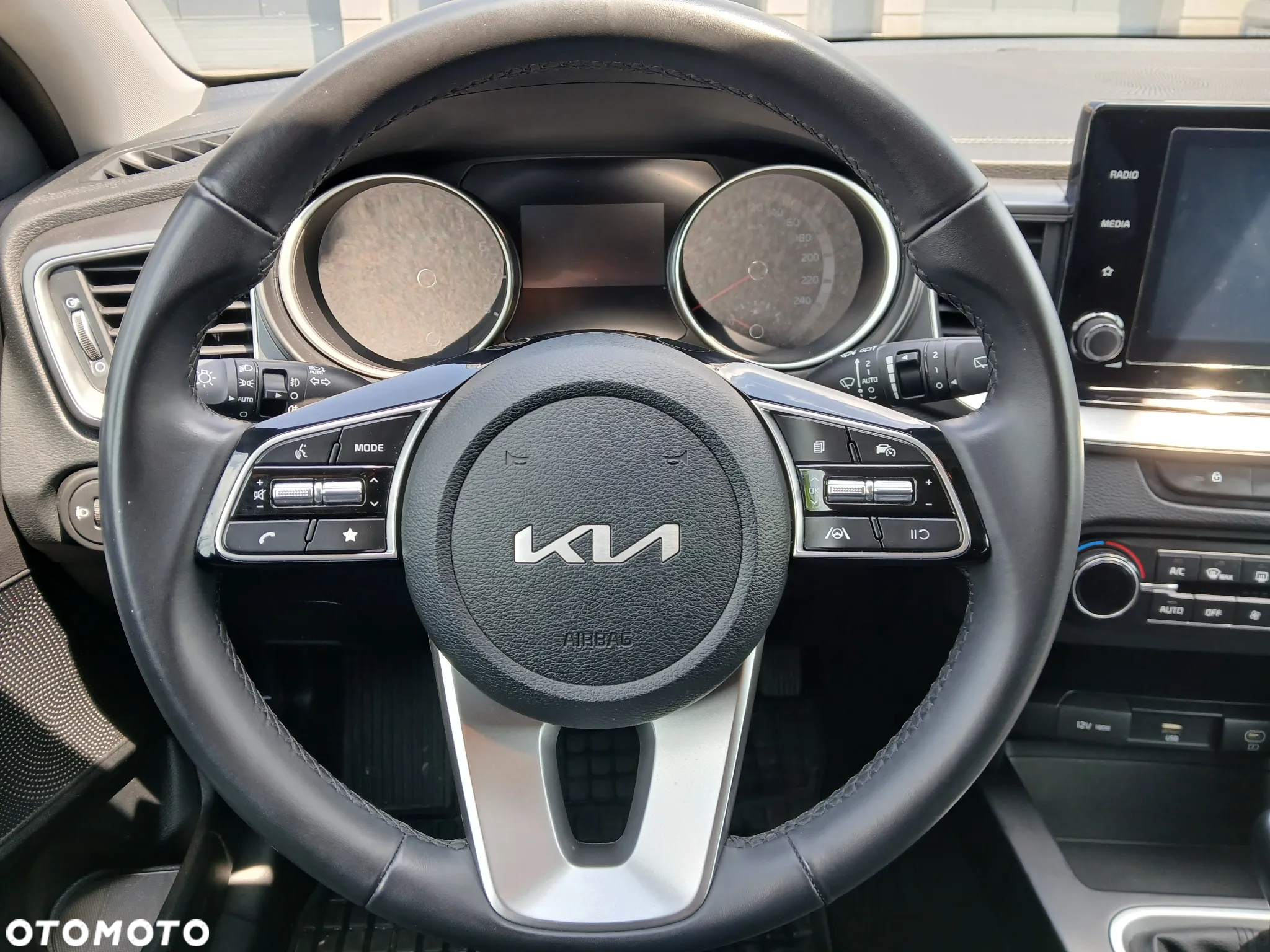 Kia XCeed 1.5 T-GDI M - 8