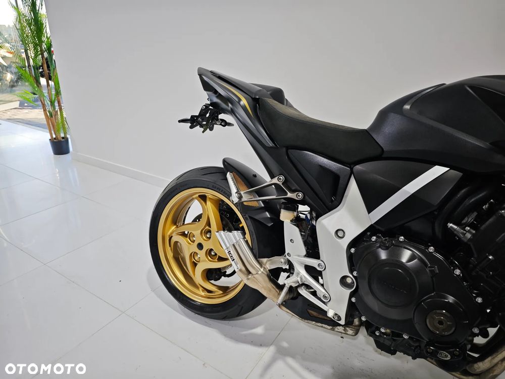 Honda CB - 9