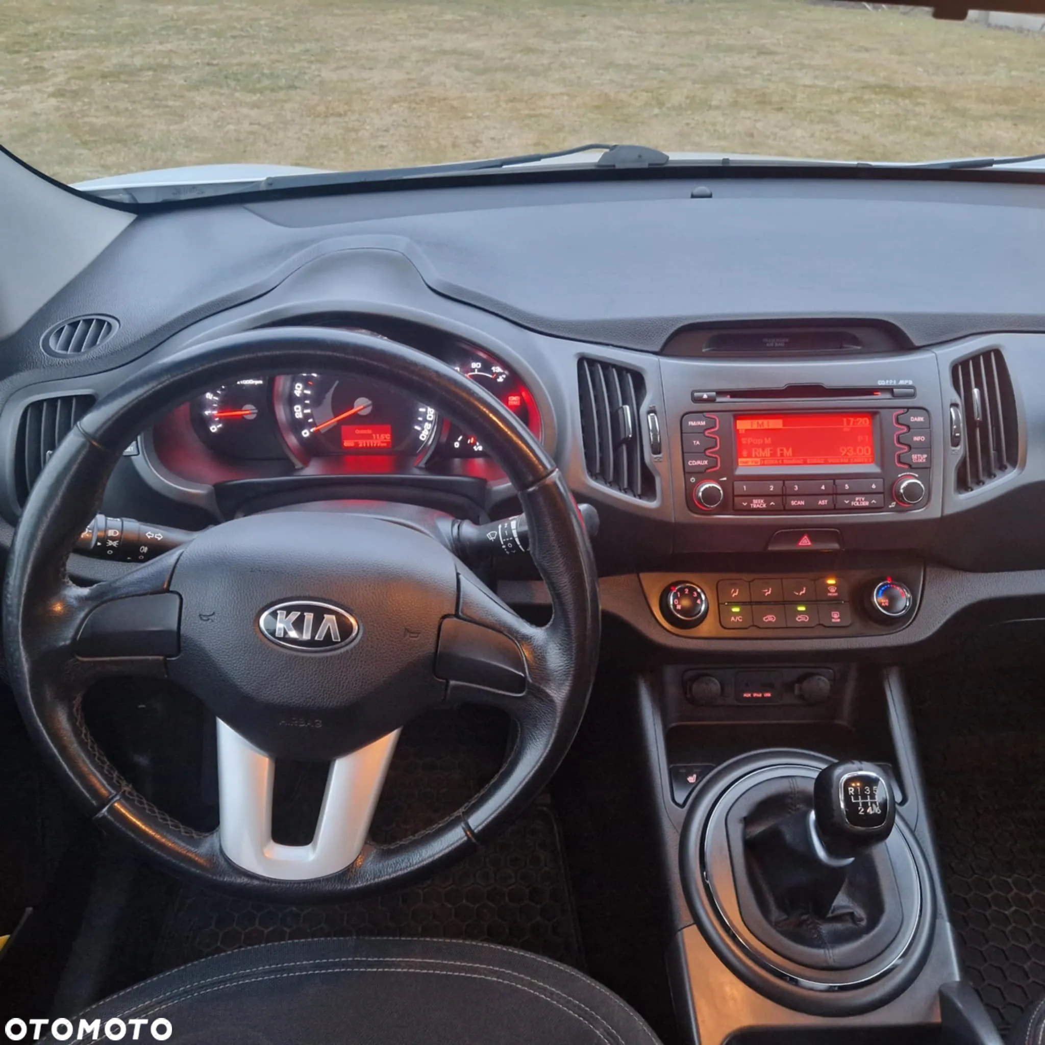 Kia Sportage - 11
