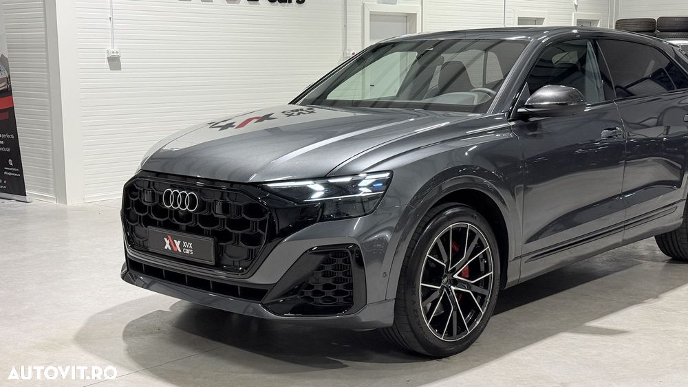 Audi Q8 55 TFSI e quattro Tiptronic PHEV - 11