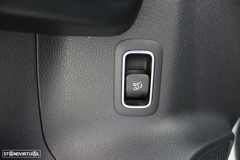 Mercedes-Benz EQA 250 Progressive - 19