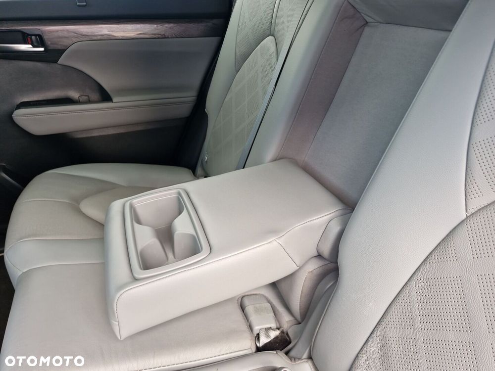 Toyota Highlander - 15