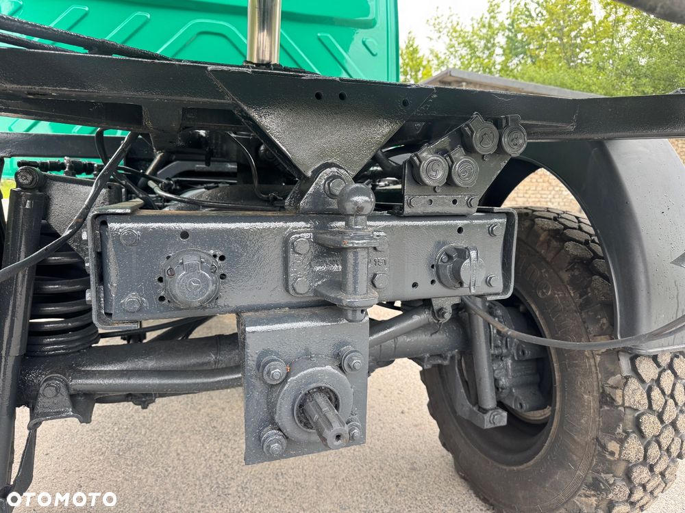 Mercedes-Benz Unimog U90 2000 r. Wywrotka 3 str 2 x WOM 4x4 Hydraulika Tylko 34 tys km Specjalny - 12