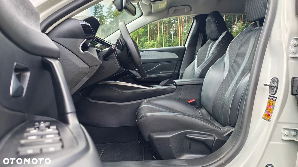 Peugeot 308 BlueHDi 130 EAT8 Allure Pack - 20