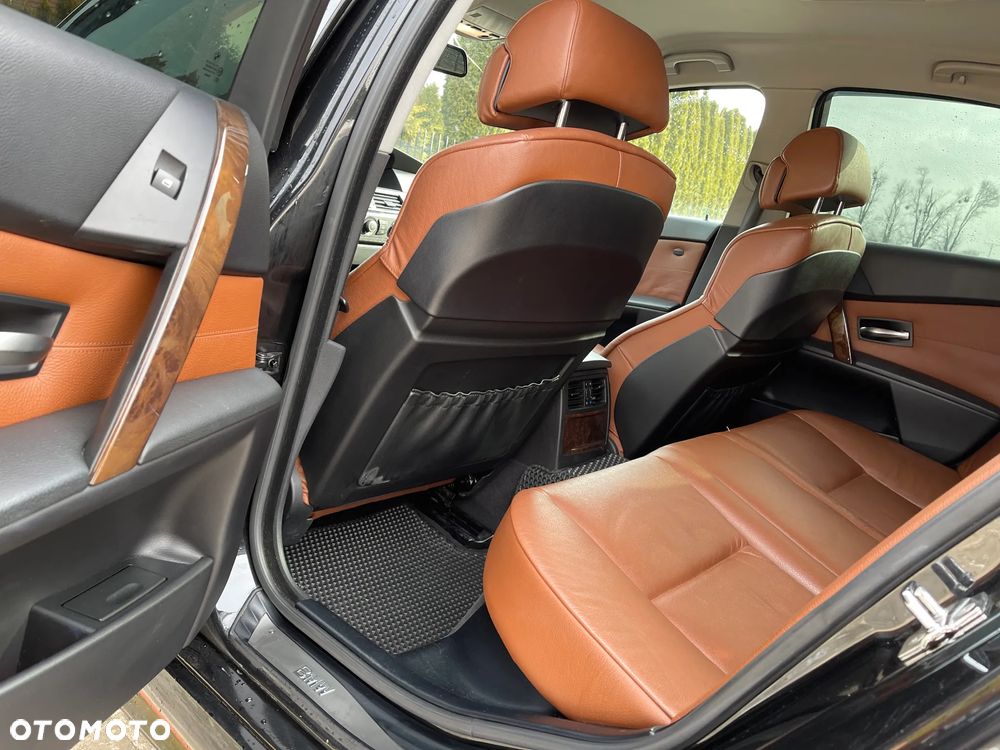 BMW Seria 5 530d - 22