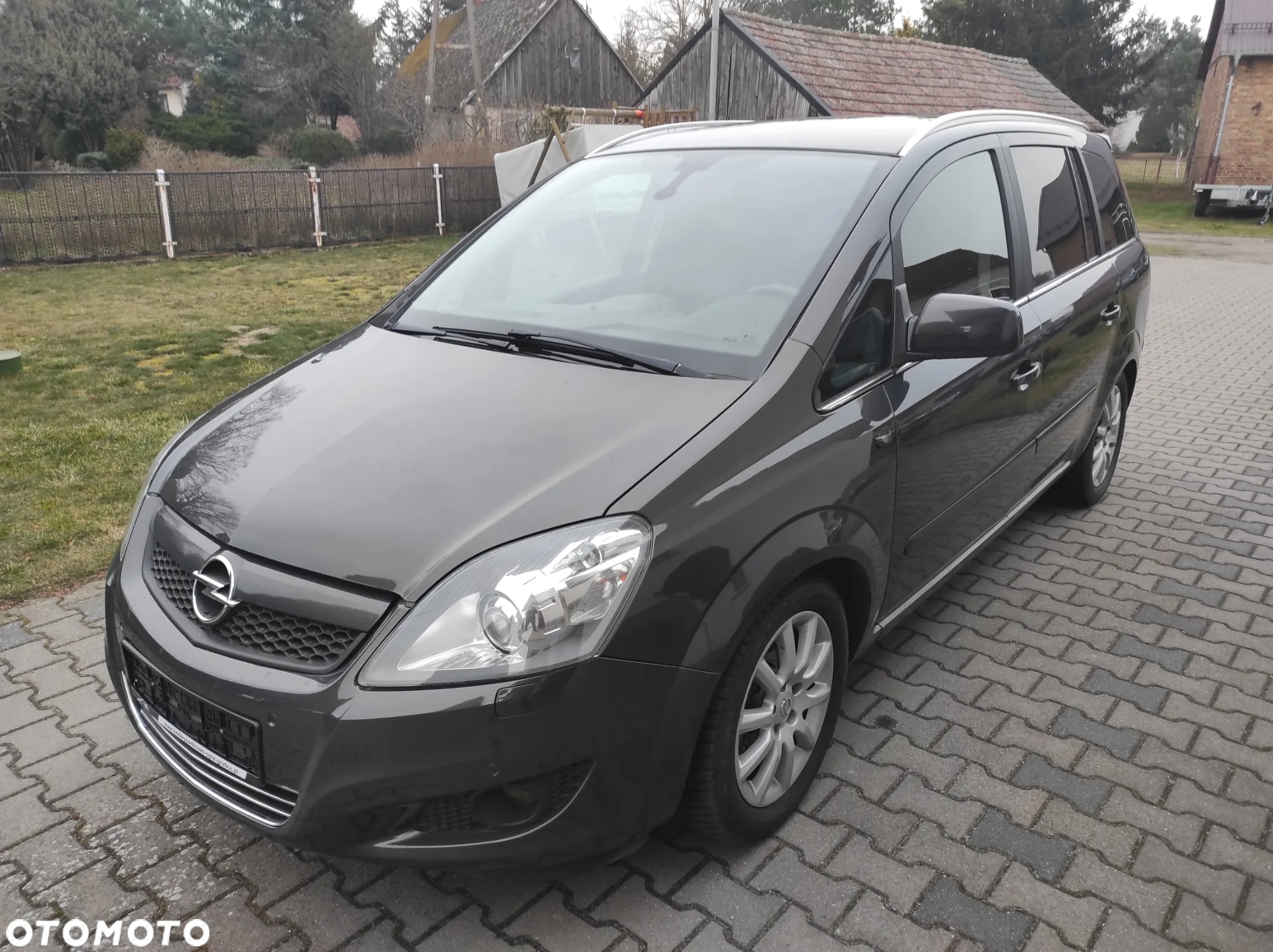 Opel Zafira 1.8 Cosmo - 35