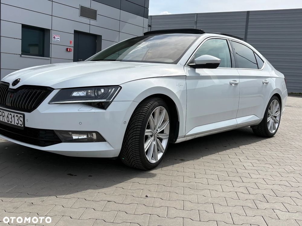 Skoda Superb 2.0 TDI 4x4 L&K DSG - 22