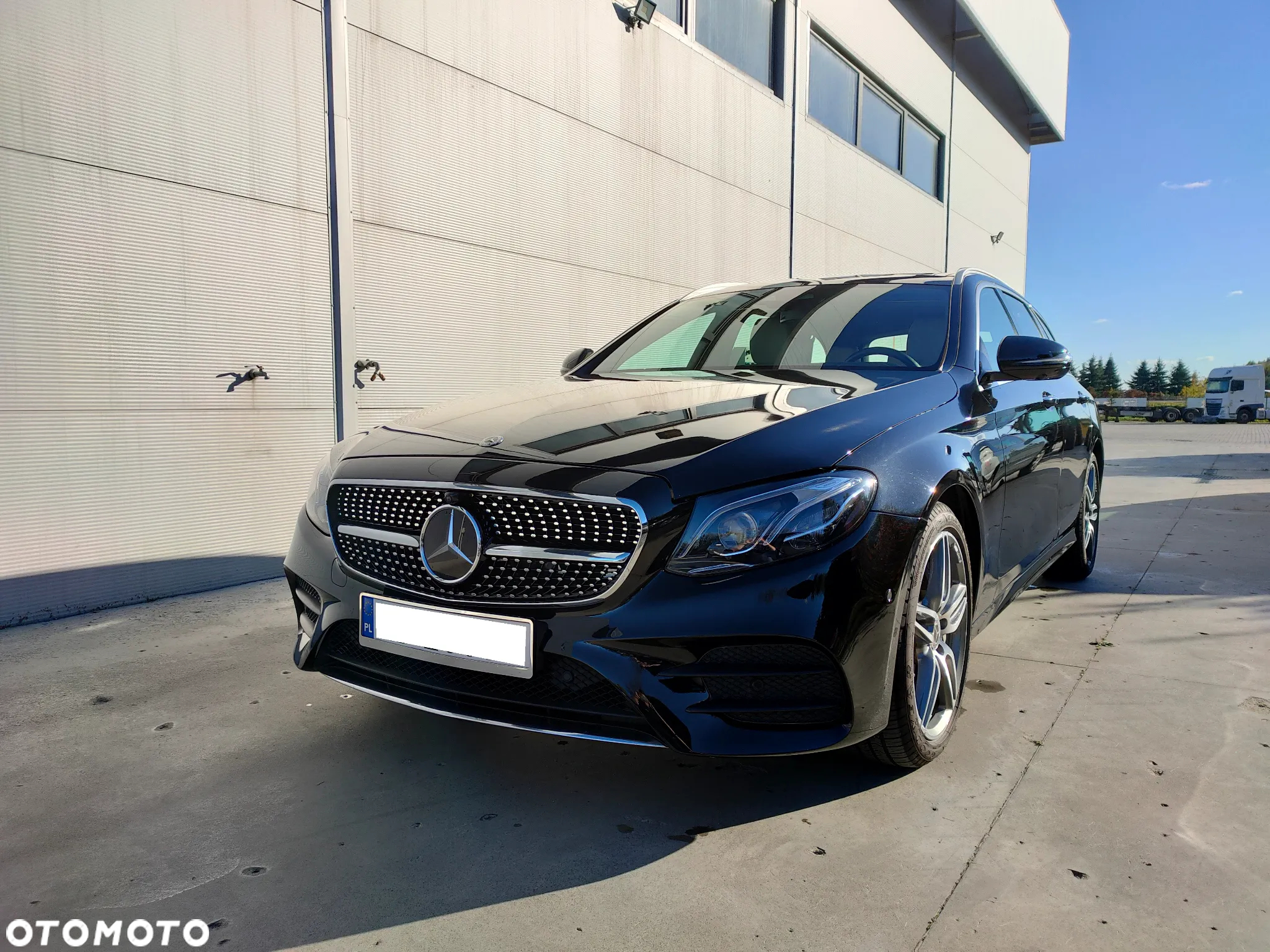 Mercedes-Benz Klasa E 450 4Matic T 9G-TRONIC AMG Line - 5