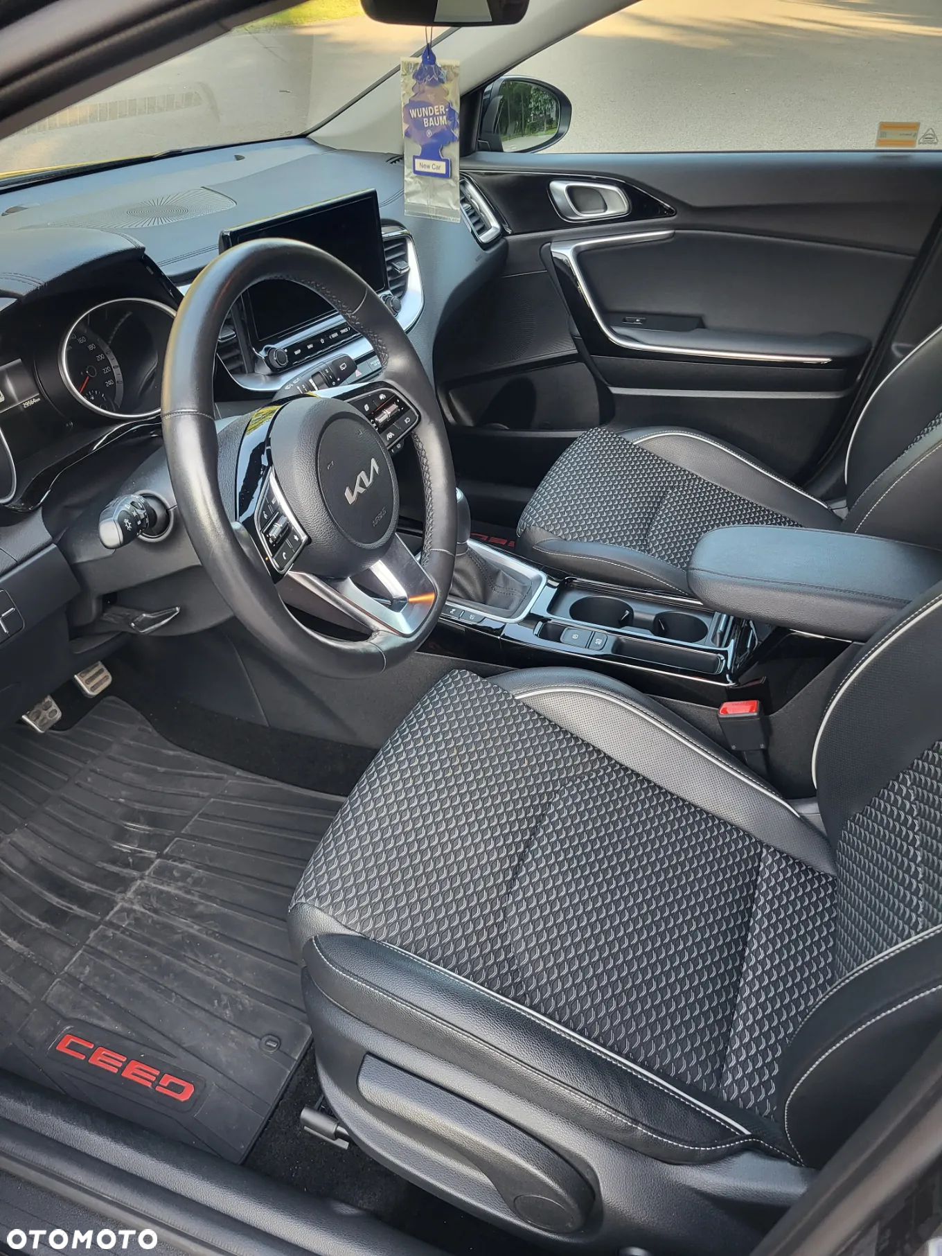Kia Ceed 1.5 T-GDI Business Line - 14