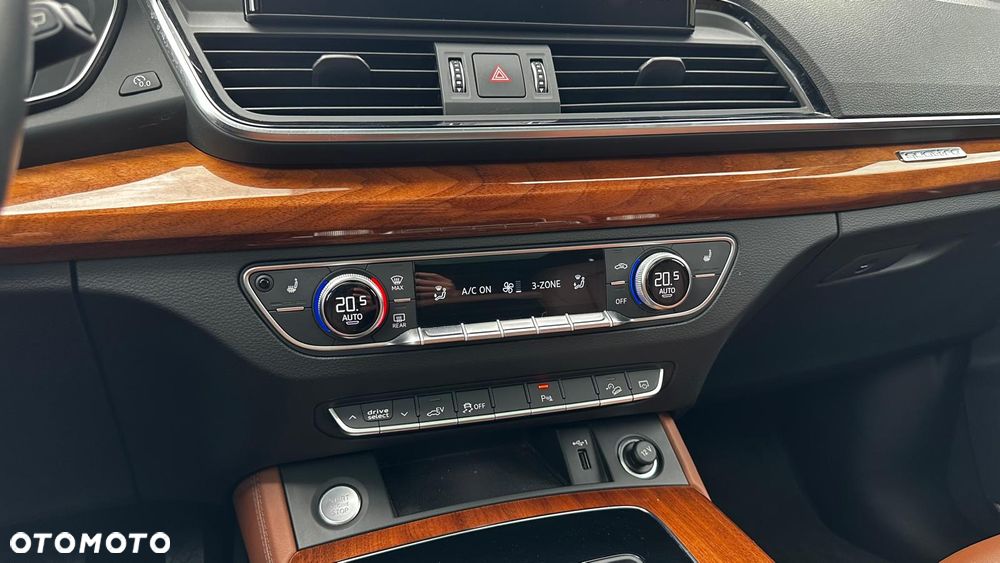 Audi Q5 55 TFSI e Quattro S Line S tronic - 22