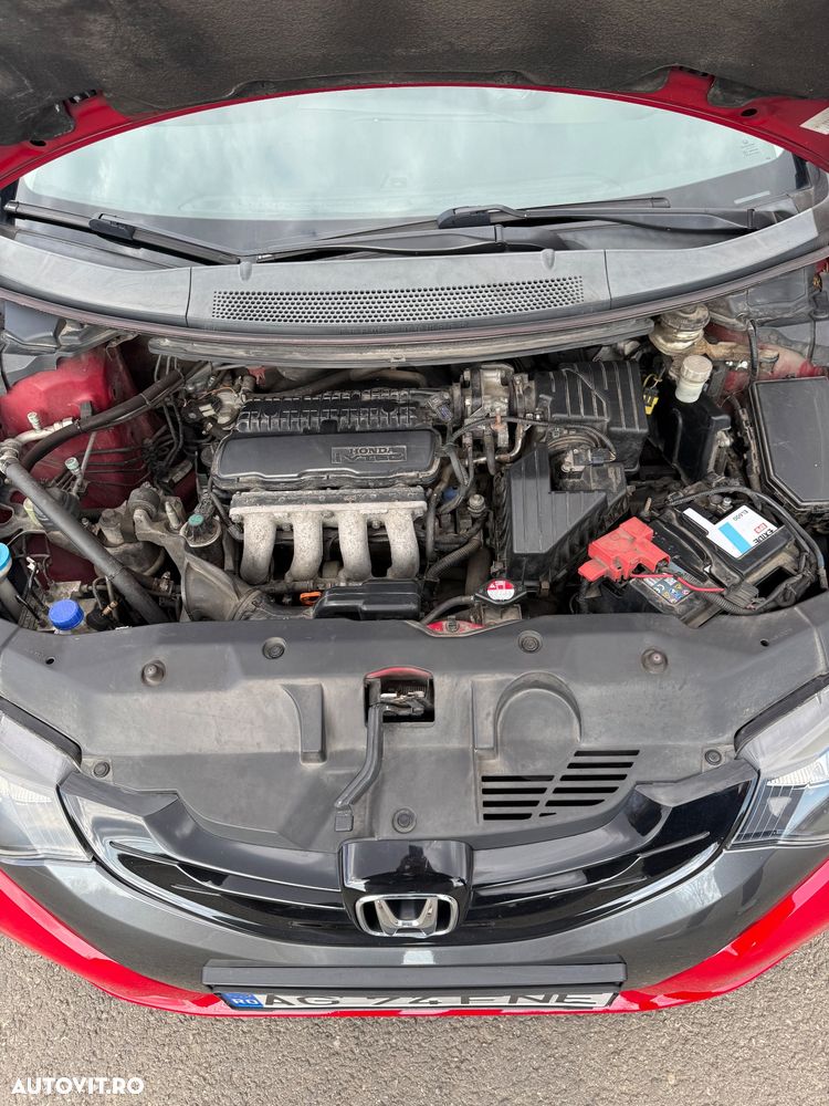 Honda Civic 1.4 i-VTEC MT Comfort - 9