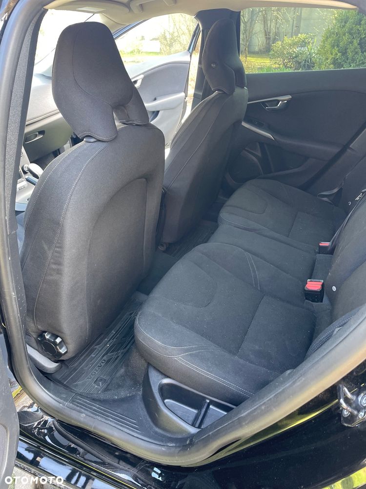 Volvo V40 D2 Kinetic - 8