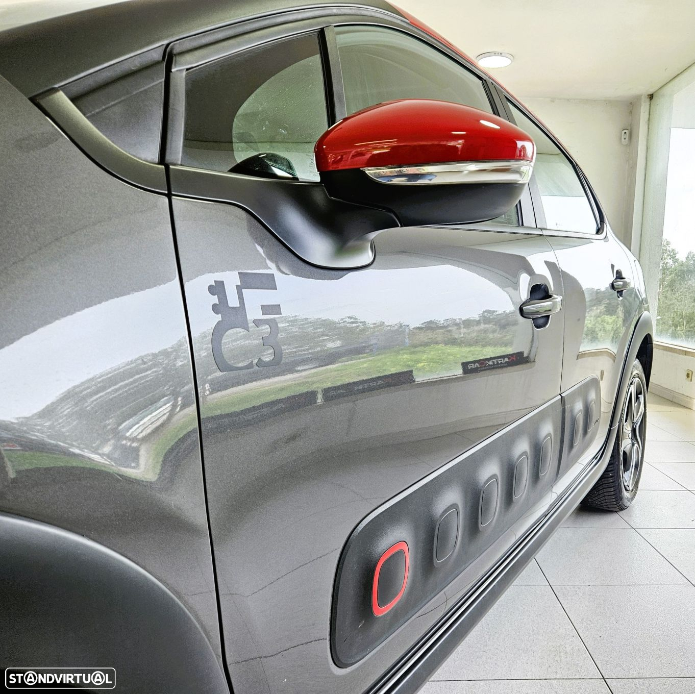 Citroën C3 1.2 PureTech Shine - 11
