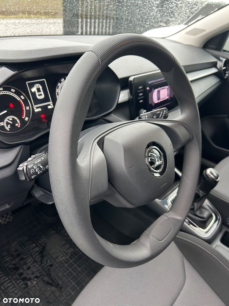 Skoda Fabia 1.0 Ambition - 14