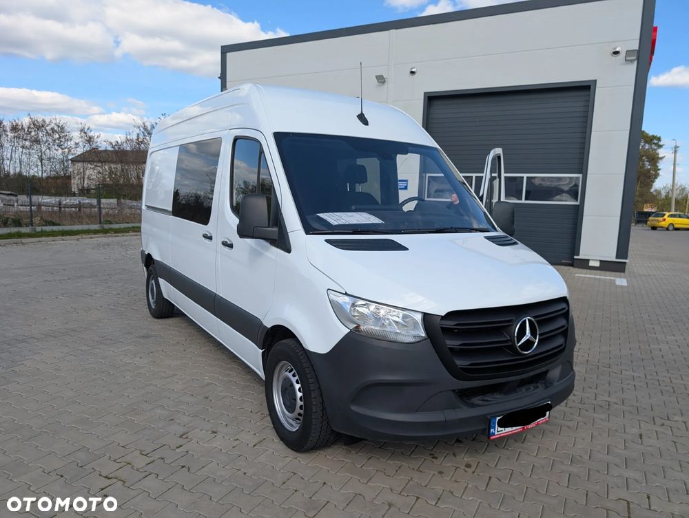 Mercedes-Benz Sprinter - 4