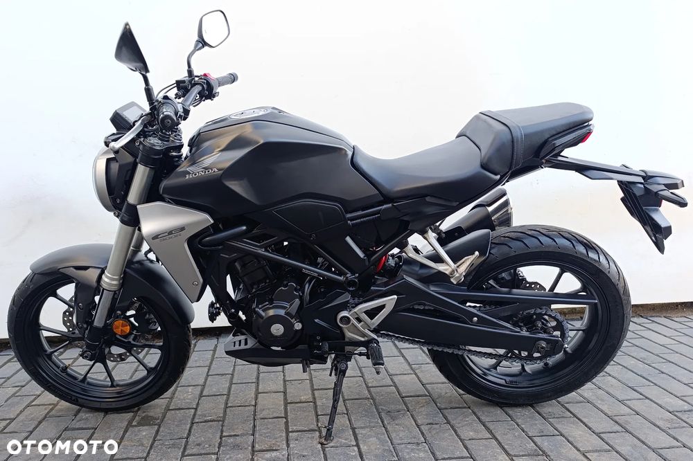 Honda CB - 4