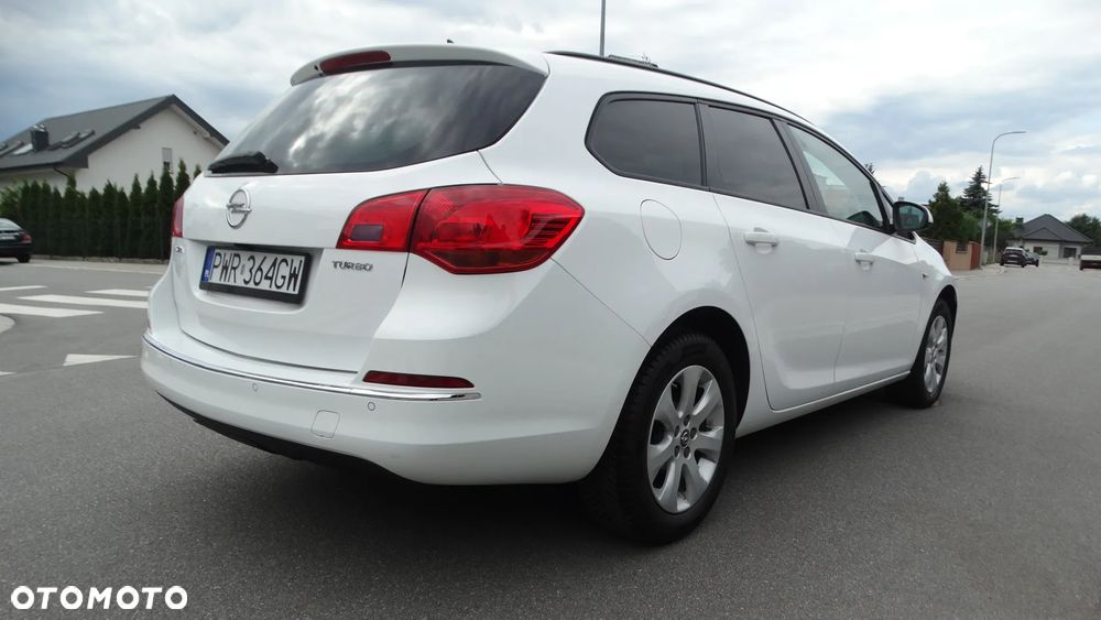Opel Astra 1.4 Turbo Exklusiv - 7