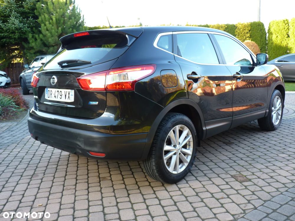 Nissan Qashqai 1.5 dCi Visia - 10